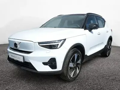 Używany Volvo XC40 Ultimate 169 kW (231 KM) 2024 Niebieski SUV