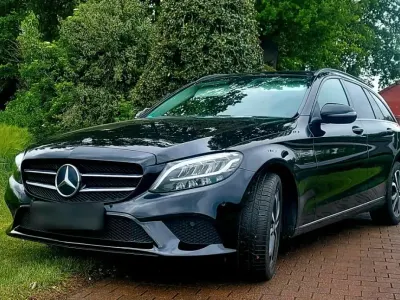 Gebraucht Mercedes 220 198 PS (145 kW) 2018 Schwarz Kombi