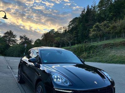 Second-hand Porsche Macan S 340 CP (250 kW) 2015 Negru SUV