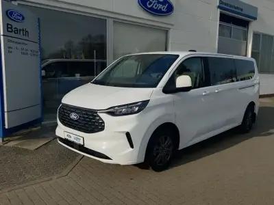 Gebraucht Ford Tourneo Custom Titanium 136 PS (100 kW) 2024 Weiss Van
