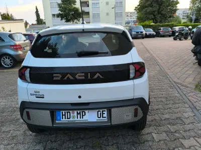 Neu Dacia Spring Extreme 75 kW (102 PS) 2026 Grau Kleinwagen