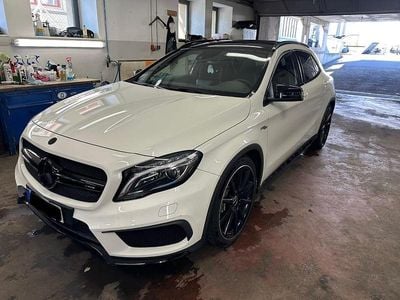 Mercedes GLA45 AMG