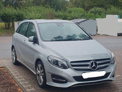 Gebraucht Mercedes B220 Urban 177 PS (130 kW) 2015 Van / Kleinbus