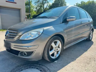 Używany Mercedes B200 140 KM (102 kW) 2007 Szary Minivan