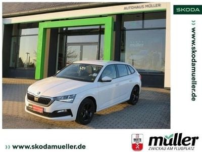 Weiß (candyweiß) Gebraucht 2019 Skoda Scala Active Kleinwagen | 13.690 € (Fairer Preis)