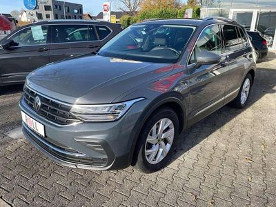 Gebraucht VW Tiguan Move 150 PS (110 kW) 2023 Delfingrau SUV
