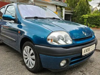 Brugt Renault Clio II 75 HK (55 kW) 2001 Blå Sedan