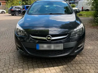 Gebraucht Opel Astra Active 165 PS (121 kW) 2013 Schwarz Kombi