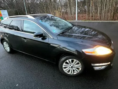 Gebraucht Ford Mondeo Titanium 140 PS (102 kW) 2012 Schwarz Kombi
