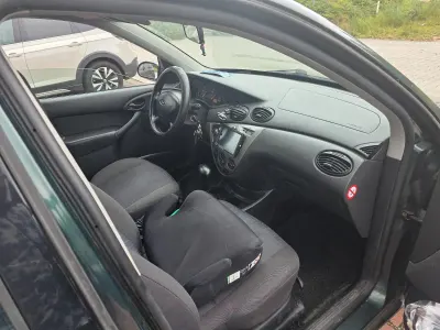 Gebraucht Ford Focus 101 PS (74 kW) 2004 Kombi