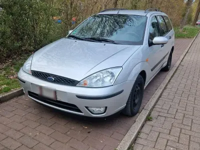 Gebraucht Ford Focus 101 PS (74 kW) 2003 Grau Kombi