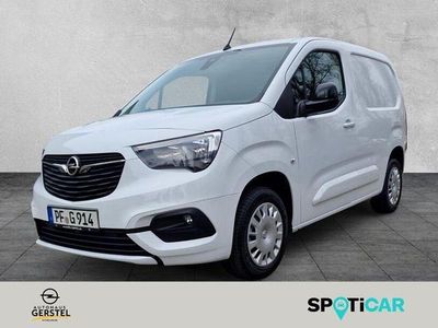 Weiß Gebraucht 2024 Opel Combo Van / Kleinbus | 17.890 € (Fairer Preis)