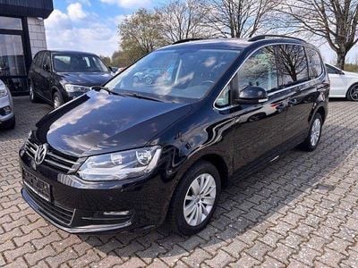 Begagnad VW Sharan Comfortline 150 HK (110 kW) 2017 Svart Minibuss