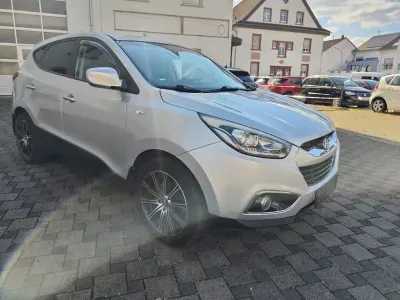 Gebraucht Hyundai ix35 Classic 116 PS (85 kW) 2015 Silber SUV