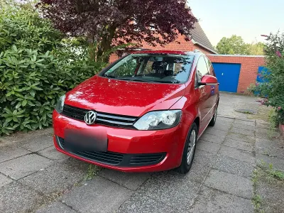 Gebraucht VW Golf Plus Cross 105 PS (77 kW) 2011 Rot Kombi