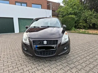 Gebraucht Suzuki Splash 65 PS (47 kW) 2013 Braun Kleinwagen