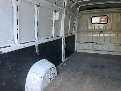 Weiß Gebraucht 2011 Peugeot Boxer Van | 13.200 €