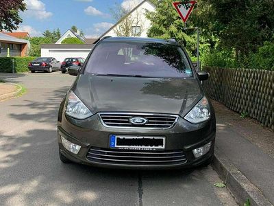 Begagnad Ford Galaxy Trend 140 HK (102 kW) 2014 Brun Minibuss