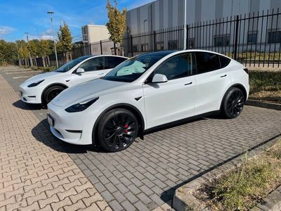 gebraucht Tesla Model Y Performance, sehr gepflegt