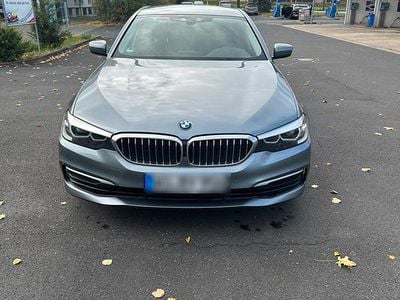 Grau Gebraucht 2018 BMW 520 Limousine | 20.000 € (Fairer Preis)