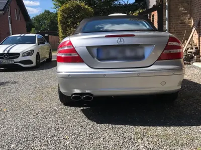 Gebraucht Mercedes CLK320 218 PS (160 kW) 2004 Silber Cabrio