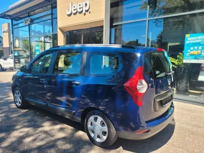 Gebraucht Dacia Lodgy Comfort 131 PS (96 kW) 2019 Blau Van / Kleinbus