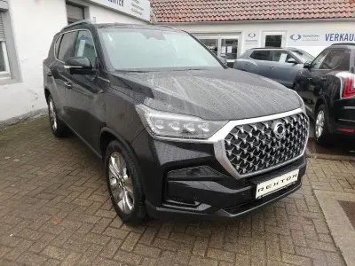 Gebraucht SsangYong Rexton Sapphire 203 PS (149 kW) 2021 Schwarz SUV
