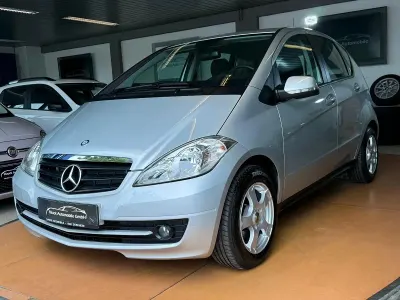 Gebraucht Mercedes A160 95 PS (69 kW) 2011 Grau Limousine