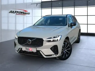 Gebraucht Volvo XC60 Plus 197 PS (144 kW) 2024 Vapour grey (metallic) SUV