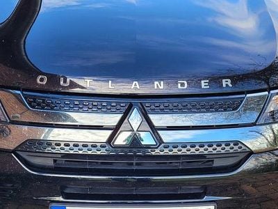 Mitsubishi Outlander P-HEV