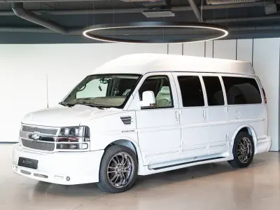 Gebraucht Chevrolet Express 290 PS (213 kW) 2012 Weiß Van / Kleinbus