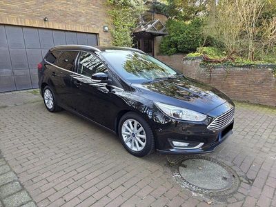 Gebraucht Ford Focus 125 PS (91 kW) 2015 Schwarz Kombi