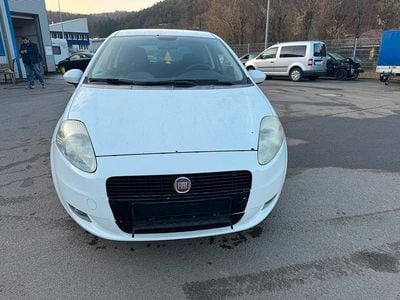 Gebraucht Fiat Punto 77 PS (56 kW) 2009 Weiß Kleinwagen