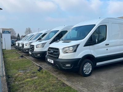 Weiß Gebraucht 2024 Ford Transit Trend Van / Kleinbus | 28.900 € (Guter Preis)