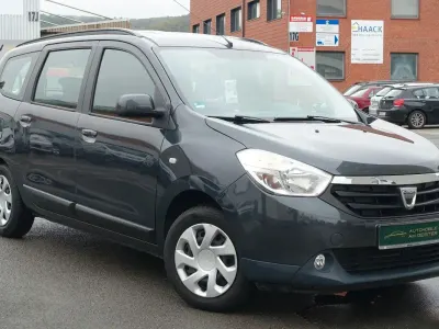 Used Dacia Lodgy Lauréate 102 HP (75 kW) 2016 Grey Minivan