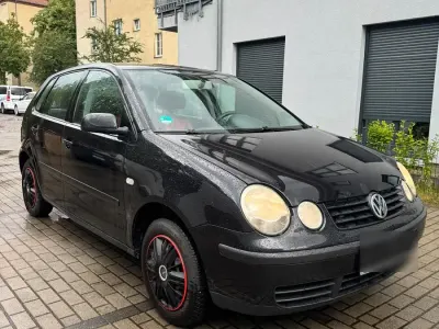 Gebraucht VW Polo 64 PS (47 kW) 2002 Schwarz Kleinwagen
