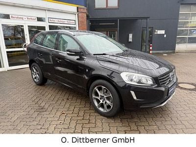 Używany Volvo XC60 Ocean Race 150 KM (110 kW) 2016 Czarny SUV