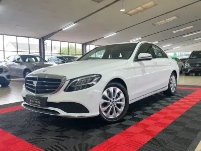 Gebraucht Mercedes C200 184 PS (135 kW) 2019 Weiß Limousine