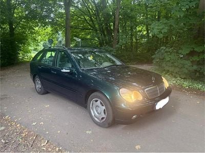 Mercedes C200