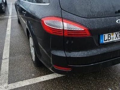 Gebraucht Ford Mondeo 163 PS (119 kW) 2010 Schwarz Kombi