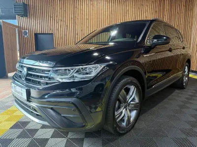 Gebraucht VW Tiguan Allspace Move 150 PS (110 kW) 2023 Schwarz SUV