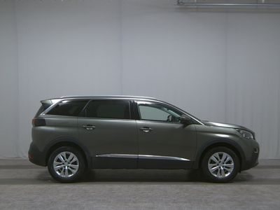 gebraucht Peugeot 5008 1.5 BlueHDi 130 Allure 7-Sitze T-Leder AHK