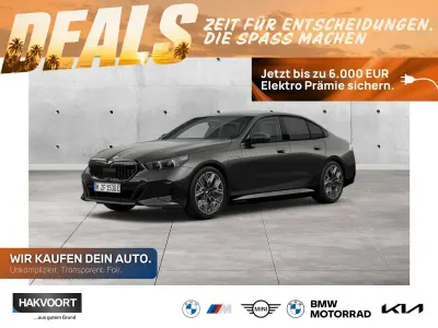 Nuova BMW 530e M Sport 299 CV (219 kW) 2026 Grigio Berlina