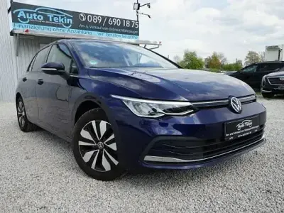 Gebraucht VW Golf VIII Move 110 PS (80 kW) 2024 Blau Limousine