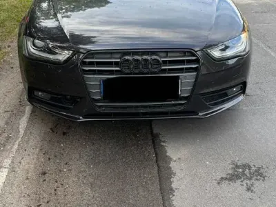 Gebraucht Audi A4 Ambiente 170 PS (125 kW) 2013 Schwarz Limousine
