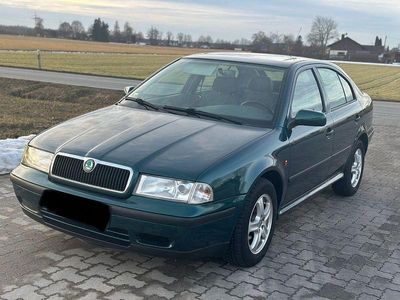 Gebraucht Skoda Octavia 101 PS (74 kW) 1998 Grün Limousine