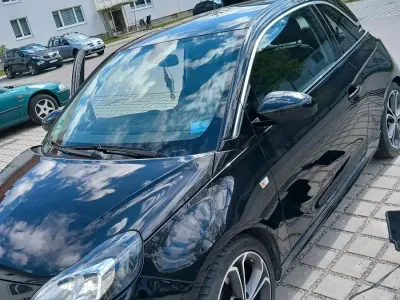 Gebraucht Opel Adam 150 PS (110 kW) 2018 Schwarz Kleinwagen