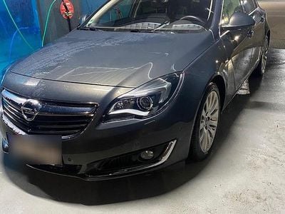 Grün Gebraucht 2014 Opel Insignia Limousine | 7.950 € (Teuer)