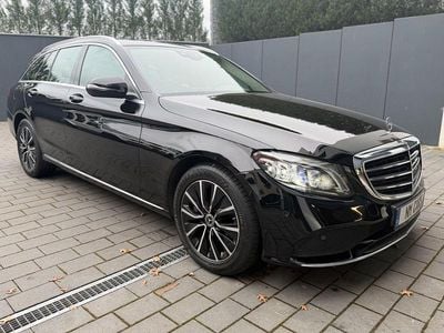 Gebraucht Mercedes C220 Avantgarde 194 PS (142 kW) 2020 Schwarz Kombi