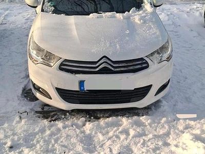 Gebraucht Citroën C4 120 PS (88 kW) 2011 Weiß Kleinwagen